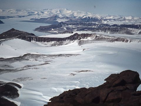 1978-76-Turrnstile-ridge-area-near-head-of-Hatherton-Glacier.jpg