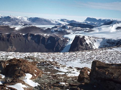 1978-37-High-slopes-near-Mt-Ash.jpg