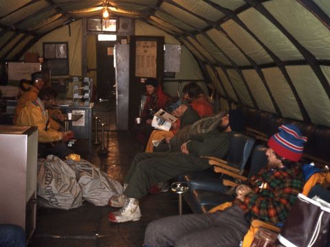 1978-23-Williams-Field-terminal.jpg