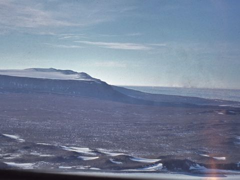 1977-075-Beardmore-overflight.jpg