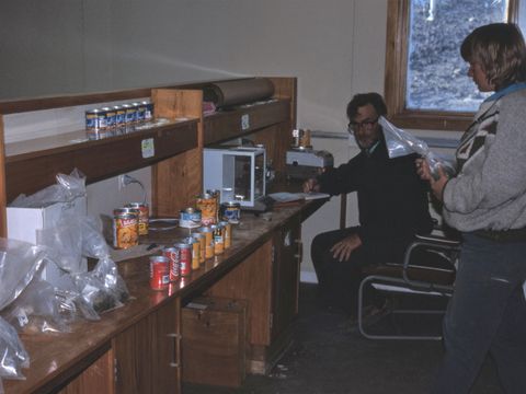 1990-224-M-Balks-G-Claridge-working-with-soil-samples-in-Q-hut-Scott-Base.jpg
