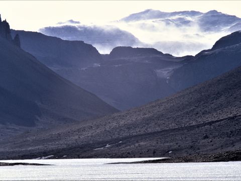 1992-075-Air-flow-from-the-plateau-into-Upper-Wright-Valley.jpg