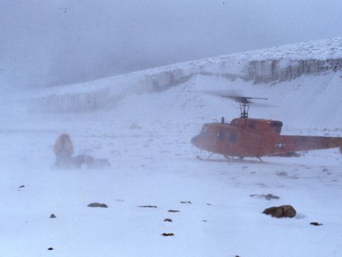 1992-147-Helo-landing-at-Marble-Point-in-snowy-conditions.jpg