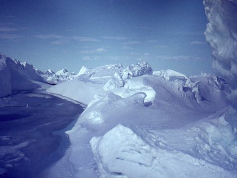 1978-17-Scott-Base-pressure-ridges.jpg