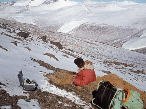 1977-281-G-Claridge-soil-sampling-toward-Mt-Peleus.jpg