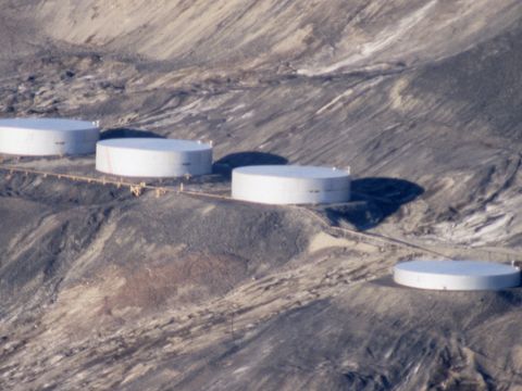 1990-034-Fuel-storage-tanks-above-unstable-land-at-McMurdo-Station.jpg