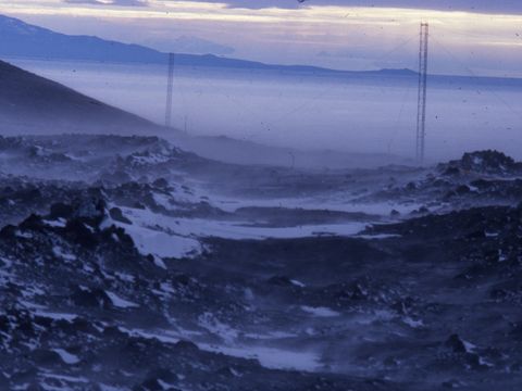 1990-253-Inclement-weather-near-Scott-Base.jpg