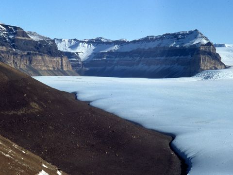 1998-077-Upper-Taylor-Glacier-and-Finger-Mountain.jpg