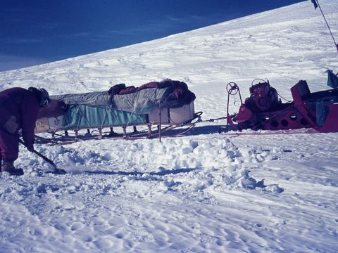 1969-224-Preparing-a-tent-site-at-Taylor-Ridge-G-Claridge.jpg
