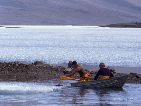 1992-105-Boating-on-Lake-Vanda.jpg