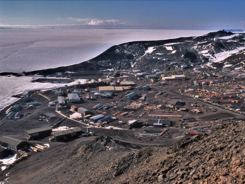 1995-Dec-066-View-of-McMurdo-Station.jpg