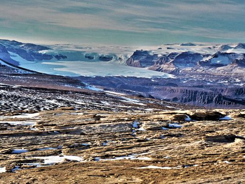 1977-227-Njord-Valley-and-Wright-Upper-Glacier.jpg