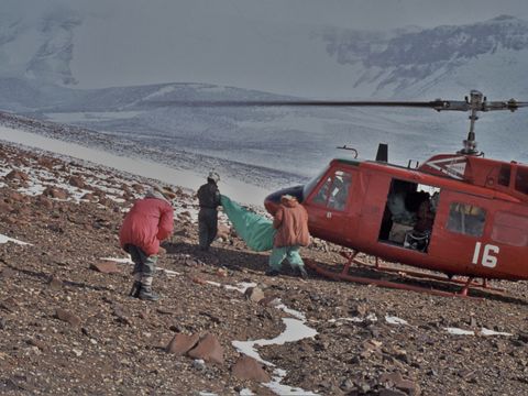 1977-180-B-Miller-D-Cowie-departing-Koenig-Valley-site.jpg