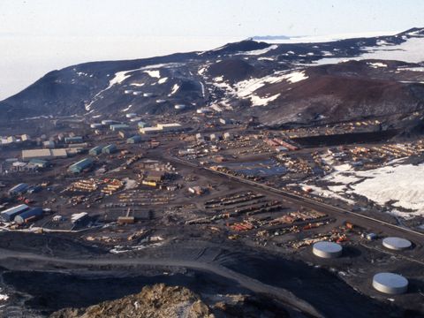 1991-266-View-of-McMurdo-from-Observation-Hill.jpg