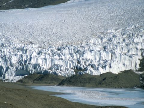 1999-DEC-116-Lacroix-Glacier-margin.jpg