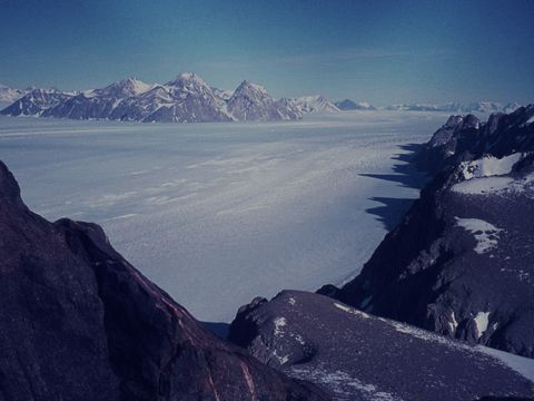 1969-249-Scott-Glacier-view-south-from-of-Taylor-Ridge.jpg