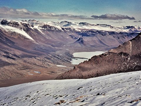 1977-277-Higher-slopes-above-Bull-Pass-near-Mt-Orestes.jpg