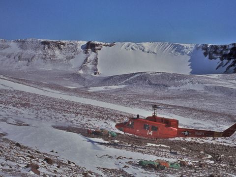 1977-163-Landing-site-in-Koenig-Valley-Asgard-Range.jpg