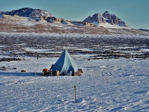 1977-208-Camp-site-in-Jotunheim-Valley.jpg