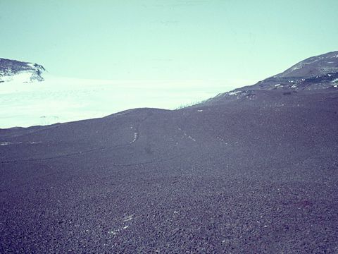 1964-225-View-of-the-northern-part-of-Roberts-Massif-with-part-of-Everett-Nunatak-on-the-left.jpg