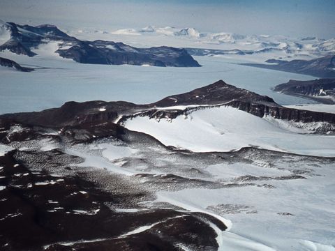 1978-75-Turnstile-Ridge-area-near-head-of-Hatherton-Glacier.jpg