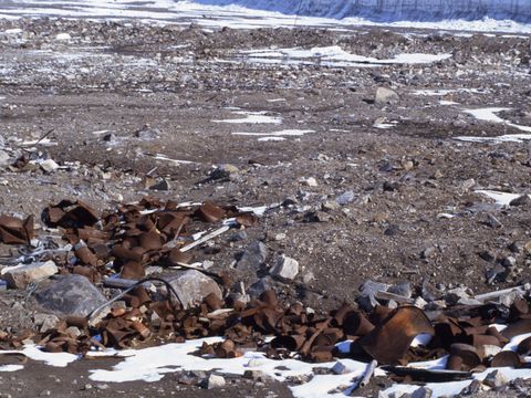 1992-152-Old-rubbish-site-at-Marble-Point.jpg