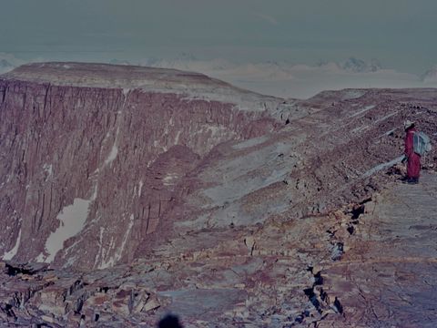 1969-152-Kukri-Peneplane-ice-scratched-polished-surface-near-Mount-Blackburn-G-Claridge.jpg