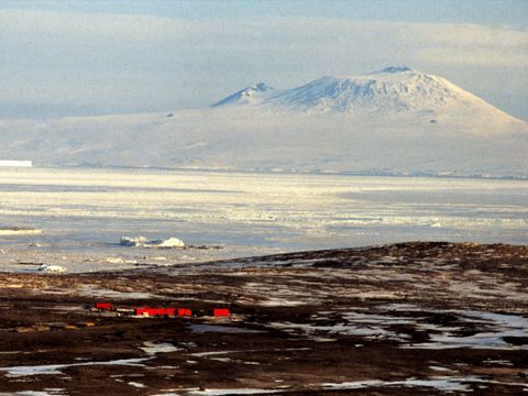 1991-156-View-from-the-Wilson-Piedmont-Glacier-across-Marble-Point-to-Mt-Erebus.jpg