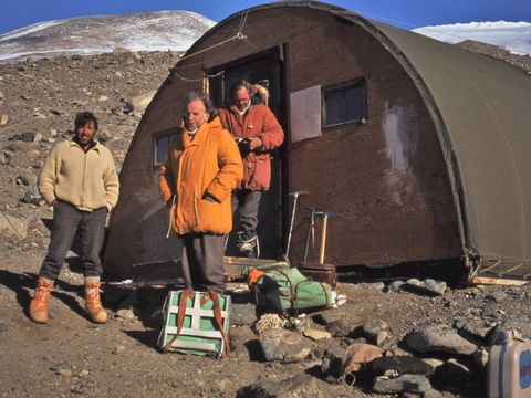 1977-157-I-Campbell-B-Miller-D-Cowie-at-Meserve-hut.jpg