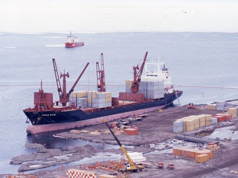 1990-280-A-Cargo-ship-at-McMurdo-Station.jpg