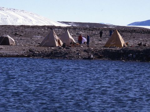 1994-070-Camp-site-beside-the-lake-at-Marble-Point.jpg