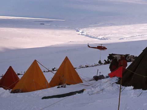 1979-159-Erebus-recovery-camp.jpg