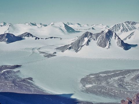 1969-134-View-east-from-Mt-Czegka.jpg