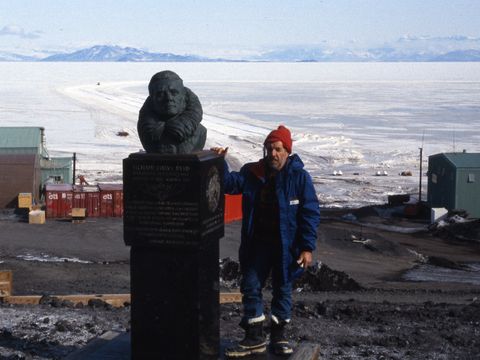 1991-043-I-Campbell-alongside-Admiral-Byrd-bust-Freemason-at-McMurdo.jpg